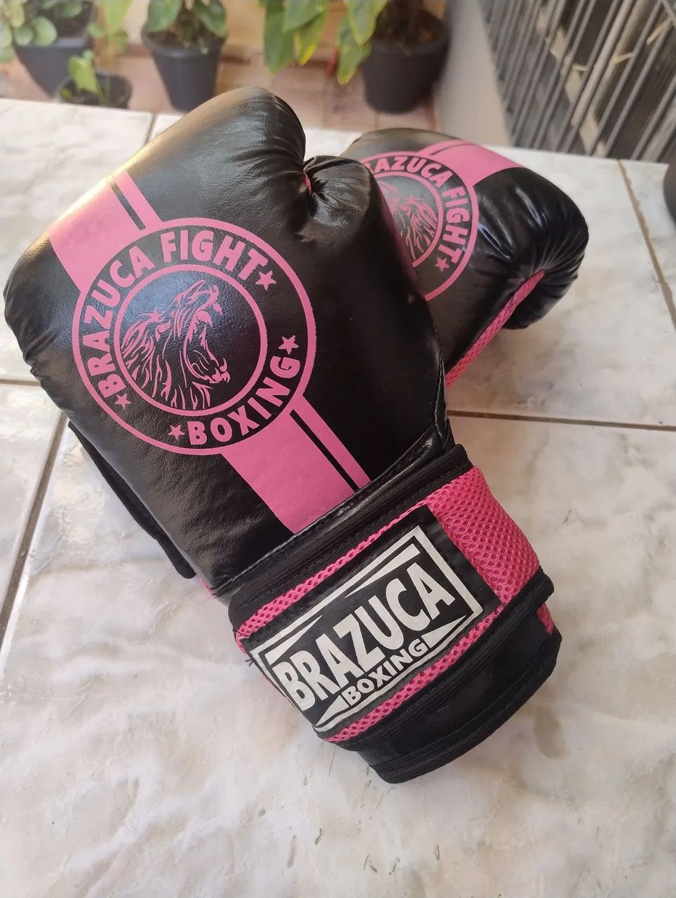 Luva de Boxer feminina 
