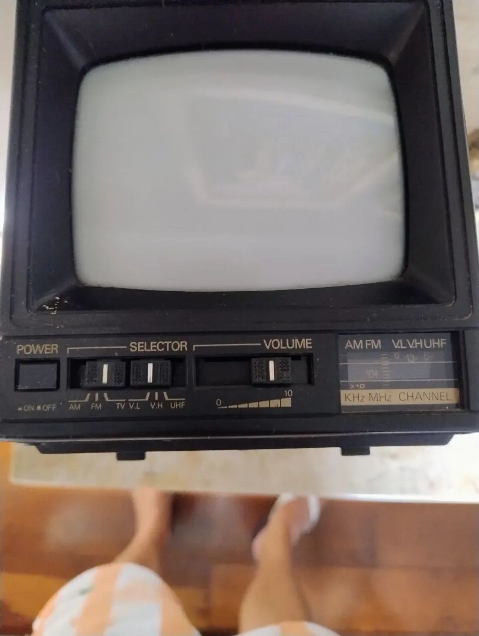 TV antiga  - Foto 4