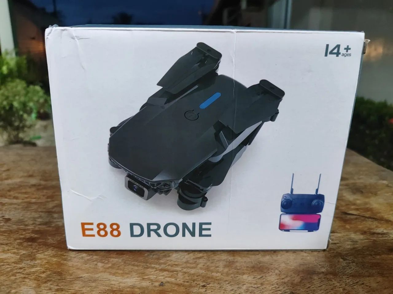 Drone E88 - NOVO LACRADO - Foto 3