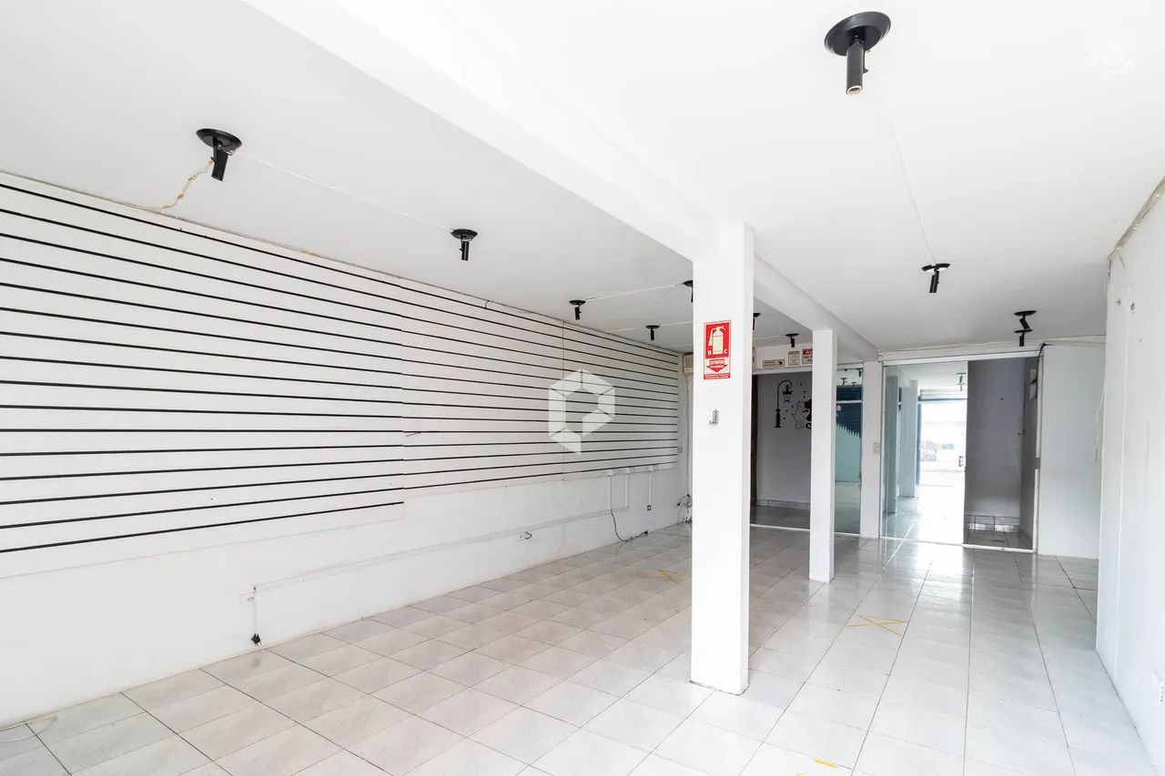 Casa comercial no Hugo Lange - Foto 2