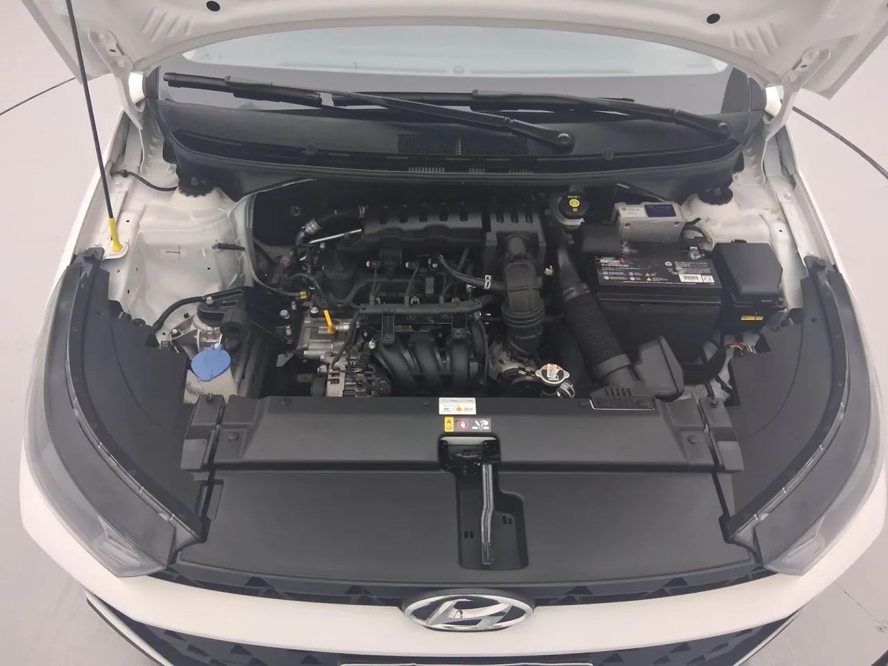 Hyundai HB20S Comfort Plus 1.0 TB Flex 12V Mec., foto 10 de 18
