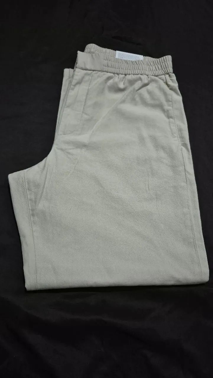 Calça Chino em Sarja 