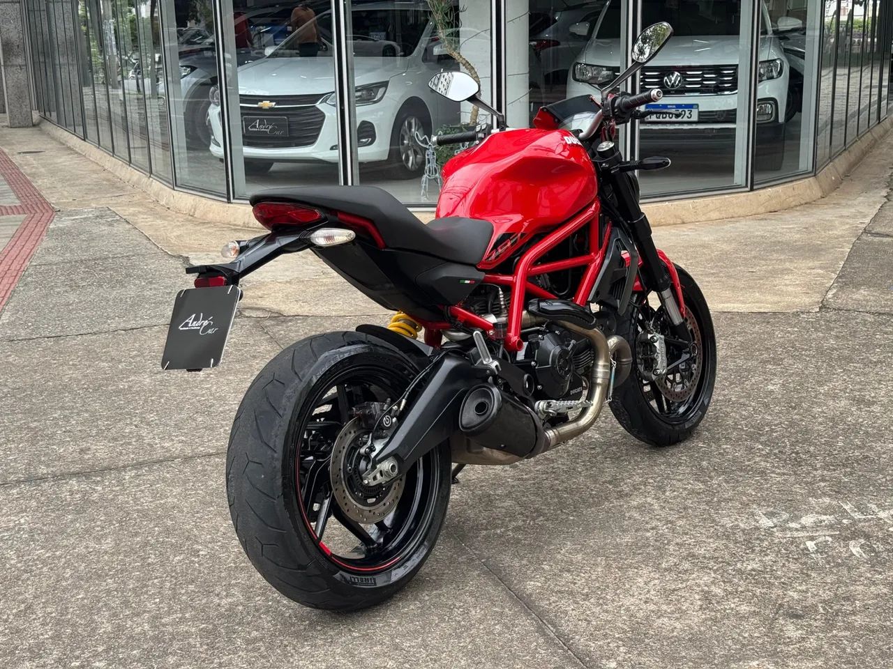 Ducati Monster 797 - Foto 4