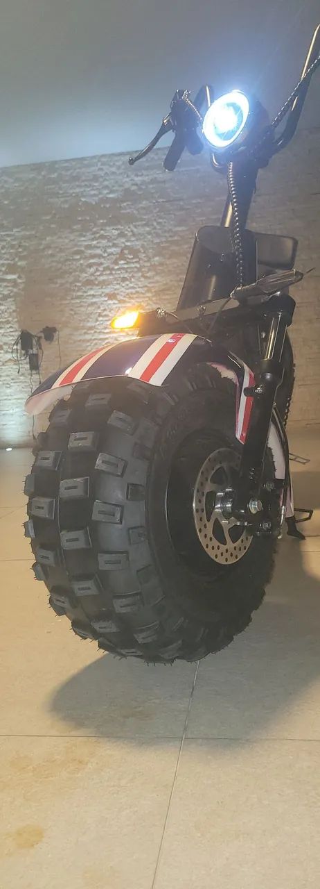 Scooter elétrica pneu off road