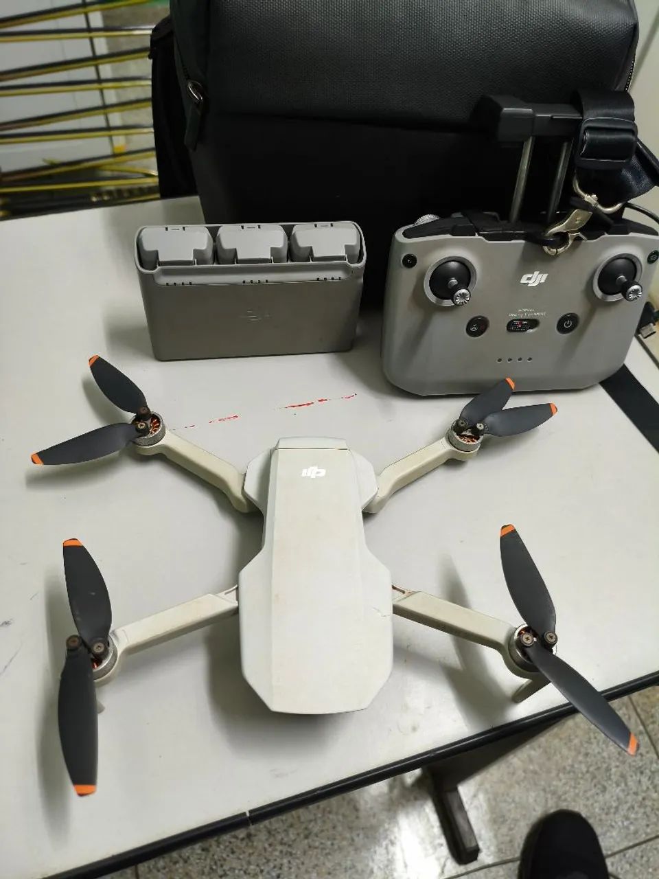 Drone DJI Mini 2 Fly More Combo - Foto 3