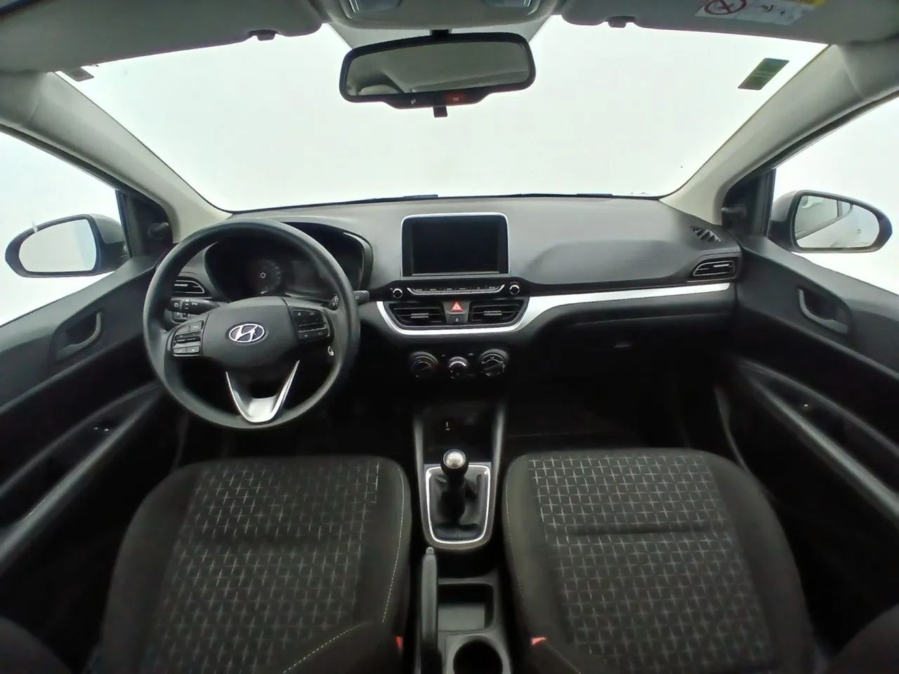 Hyundai HB20 Comfort 1.0 Flex 12V Mec., foto 15 de 18