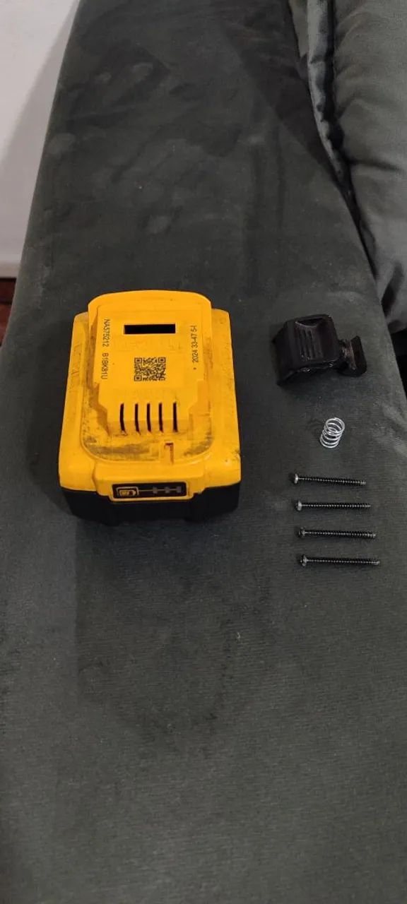 Carcaça bateria Dewalt 4A original  - Foto 3