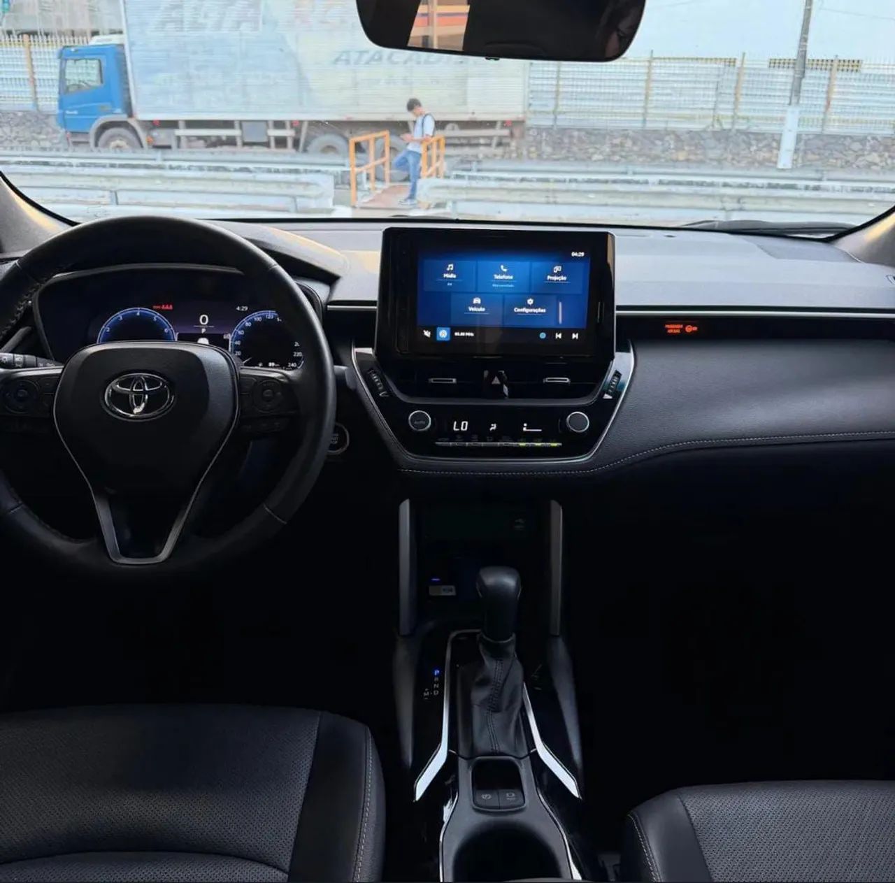 Corolla Cross xre 2026 - Foto 2