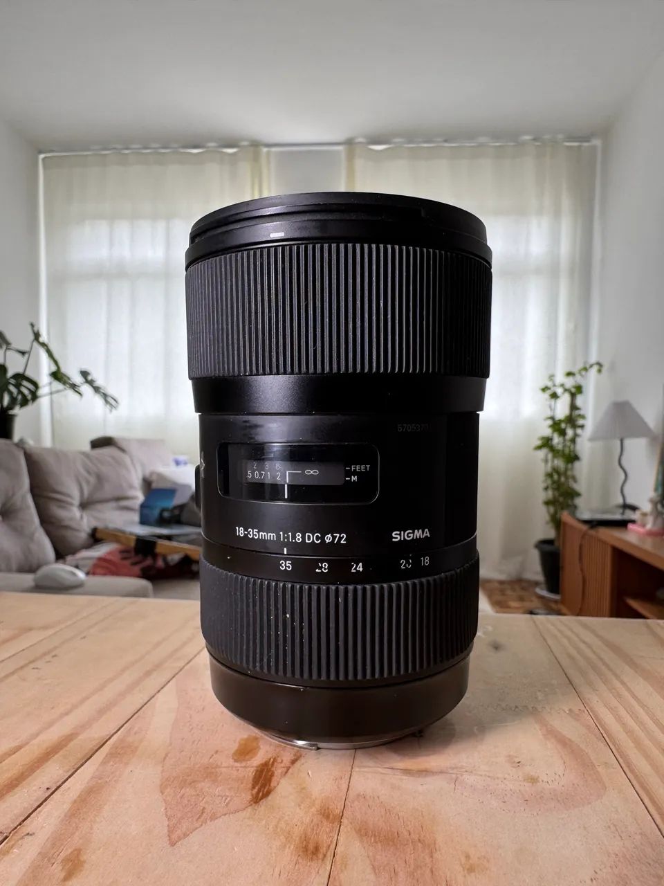 Lente Sigma 18-35 1.8 + Adaptador Sigma MC-11