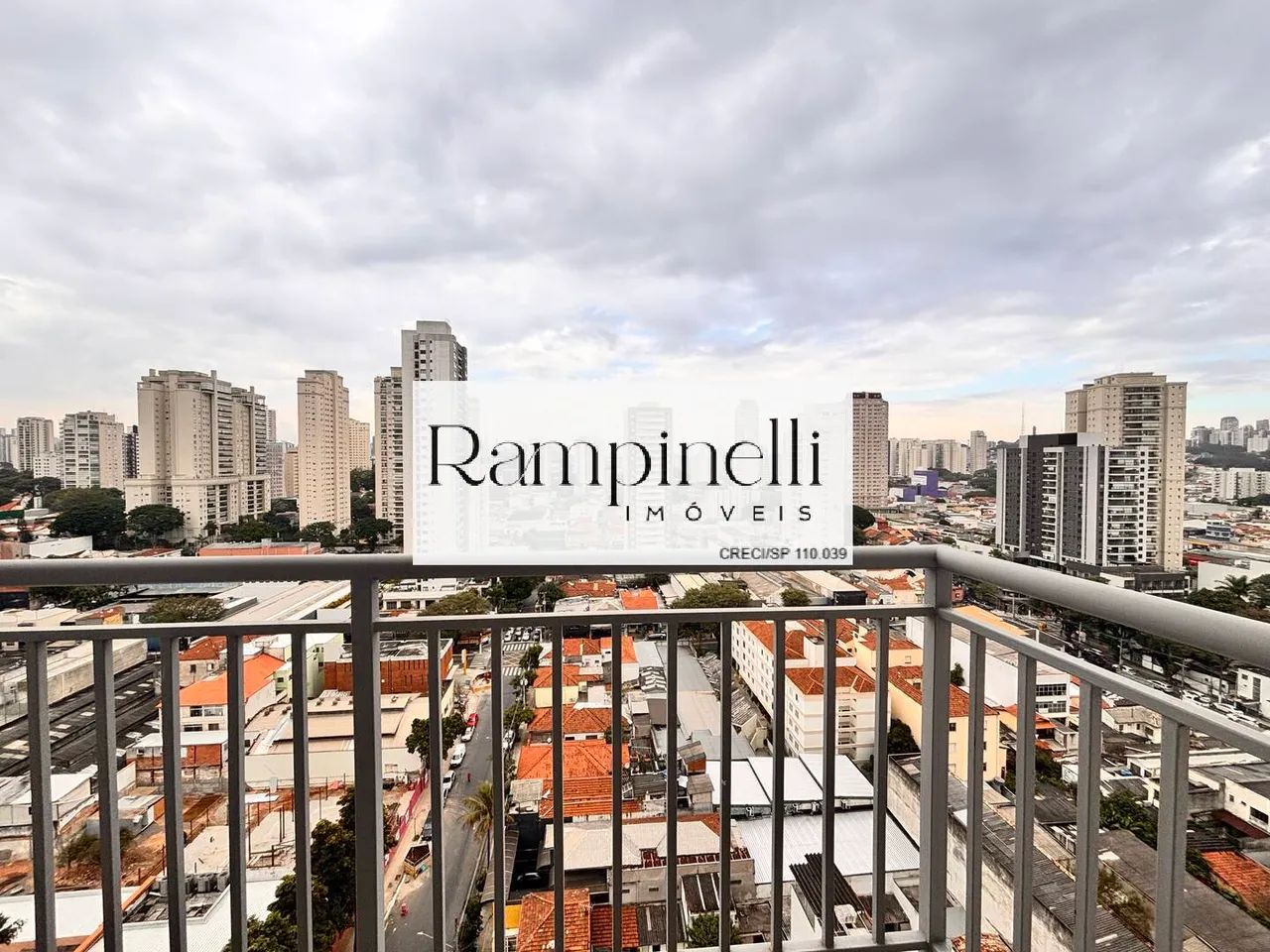 ALUGA STUDIO COM VARANDA PRÓXIMO À ESTAÇÃO LAPA E TERMINAL LAPA - Foto 3