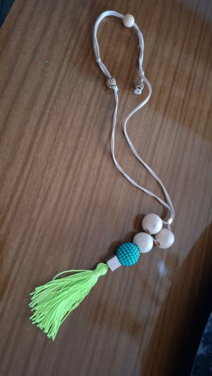 Colar Artesanal Verde com Tassel - Peça Exclusiva - Foto 2