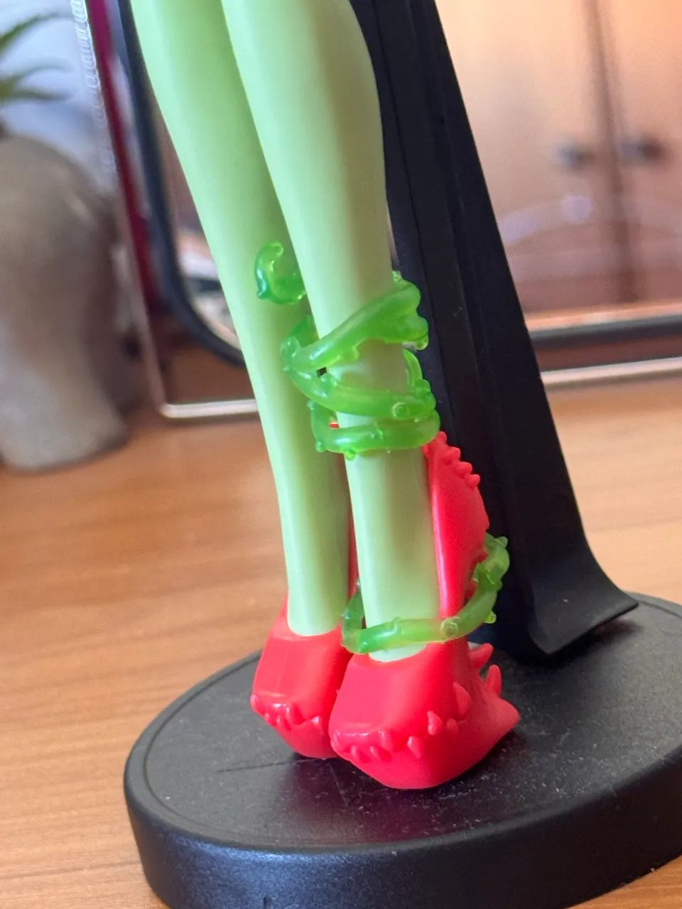 Monster High Vênus Mcflytrap versão Zombie Shake - Foto 5