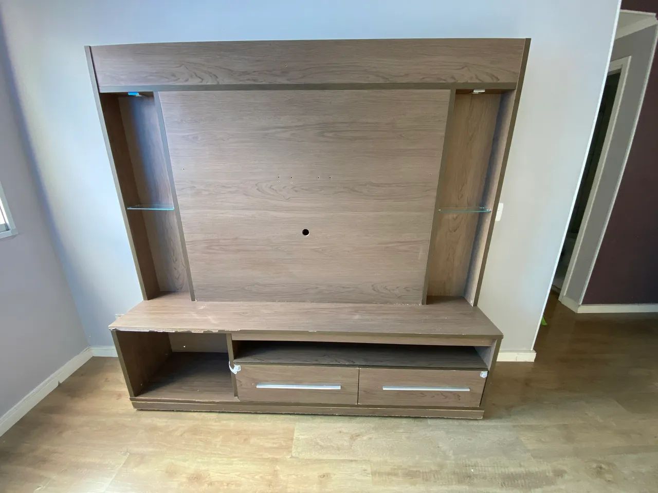 Painel para TV com Rack - MDF Amadeirado  - Foto 3