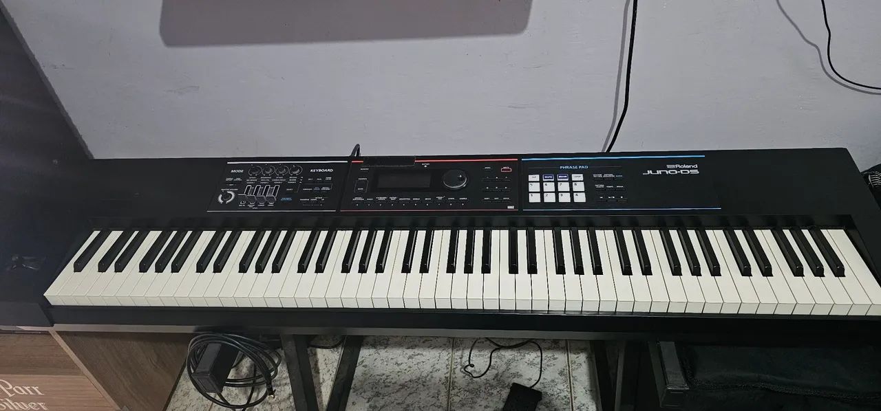 Teclado Roland JUNO-DS 88 - Foto 2