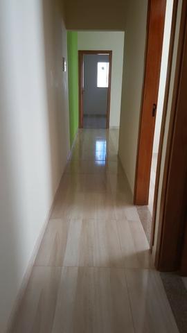 Linda casa no Mangabeiras com 03 quartos - Foto 4
