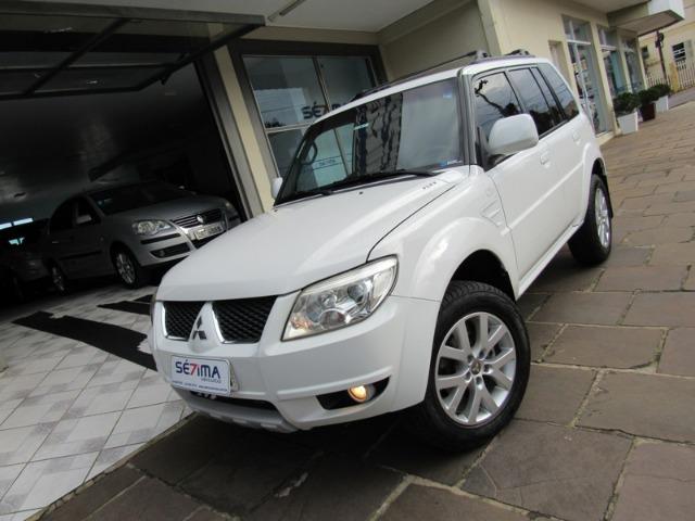Mitsubishi Pajero TR4 GLS 4x4 Manual - 2012