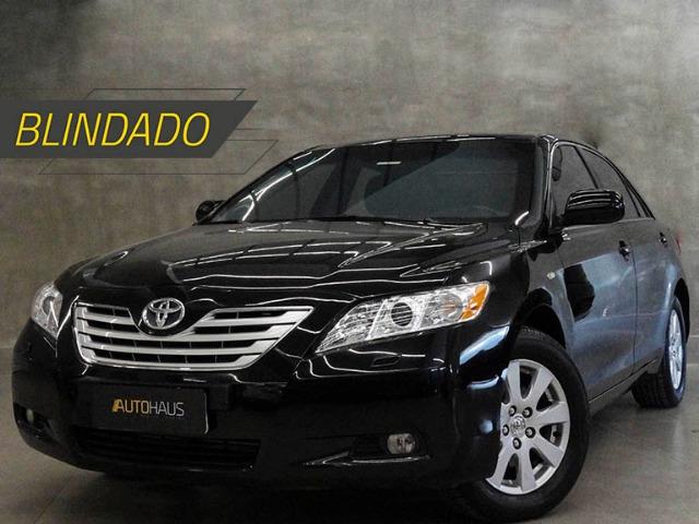 Toyota Camry XLE (Blindado)