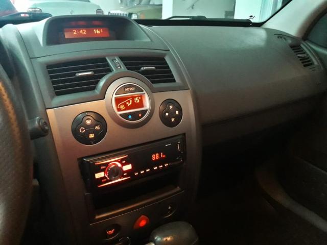 RENAULT MÉGANE 2010/2011 2.0 DYNAMIQUE GRAND TOUR 16V GASOLINA 4P AUTOMÁTICO - Foto 5