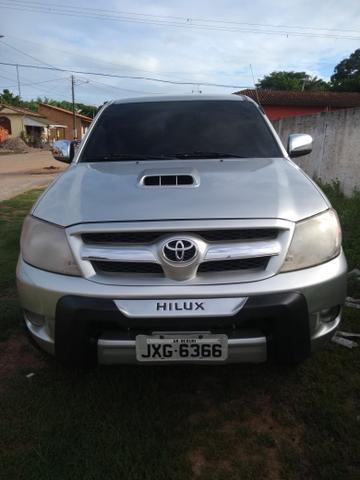 Vendo Hilux 2006 automática!