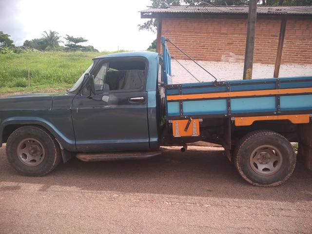 Vendo uma D10 carroceria estendida . conservada. não aceito trocas - Foto 3