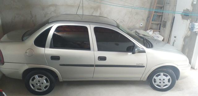 Corsa Sedan Life 1.0 2005