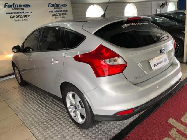 FORD FOCUS 1.6 S 16V FLEX 4P MANUAL 2014 - Foto 6