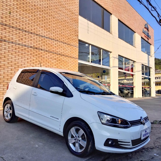 VOLKSWAGEN FOX COMFORTLINE 1.6 COMPLETO 2018
