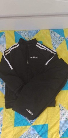 agasalho adidas infantil tamanho 4