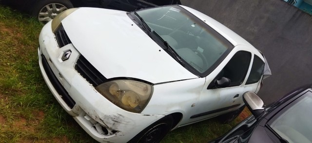 Sucata Renault Clio 1.0 2p 2006/2007 Disponível Para Retirada De Peças
