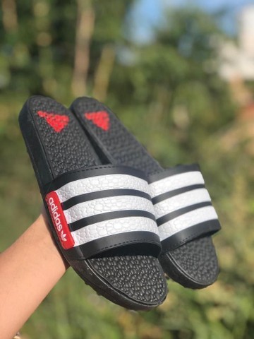 chinelo novo da adidas