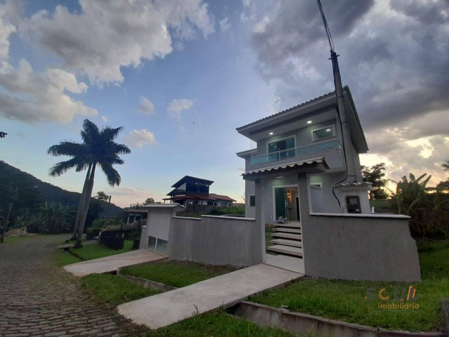 Casa com 3 dormitórios à venda, 123 m² por R$ 690.000,00 - Caneca Fina - Guapimirim/RJ