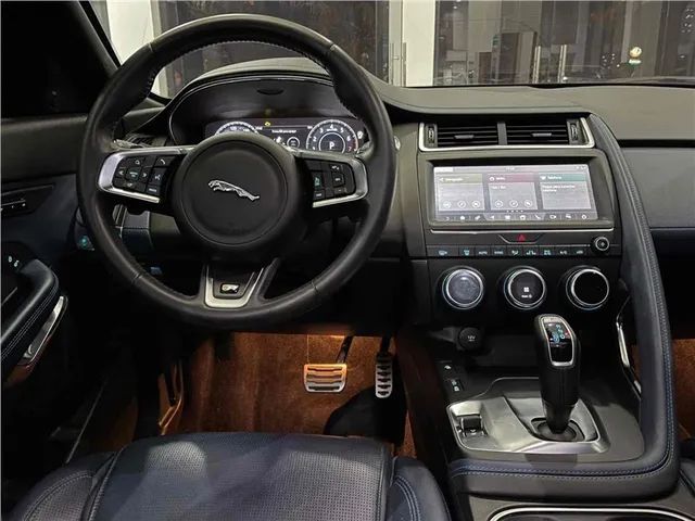 Jaguar E-pace 2020 2.0 16v p250 flex r-dynamic s awd automático