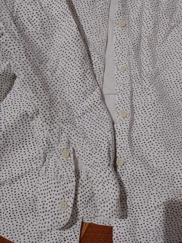 Camisa com estampas de coração - Foto 2