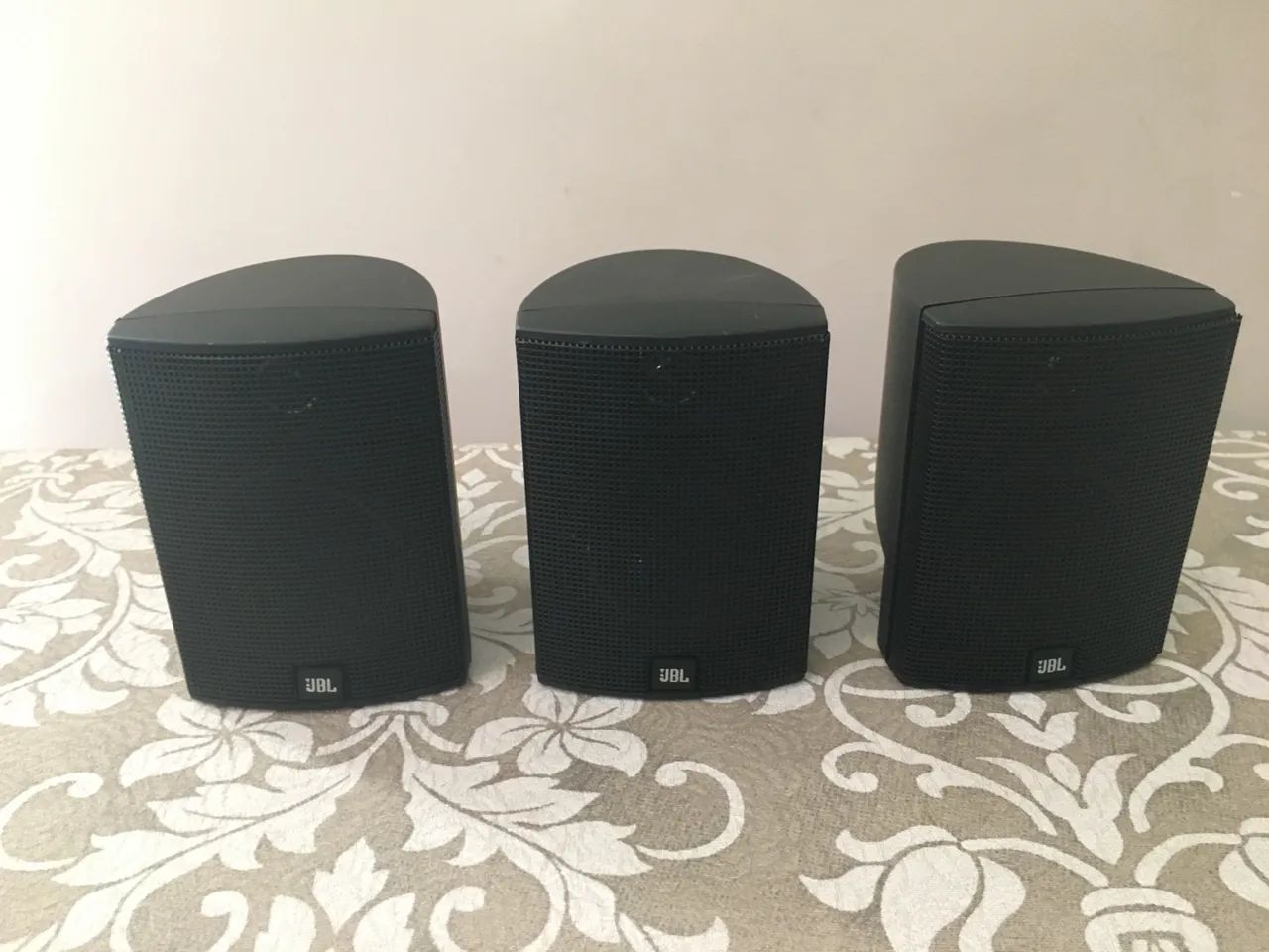 Kit trio (3) de caixas de Home Theater JBL / Top / Aceita Trocas - Foto 2