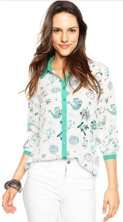 Camisa Manga Longa Estampada com detalhes Verde - Foto 2