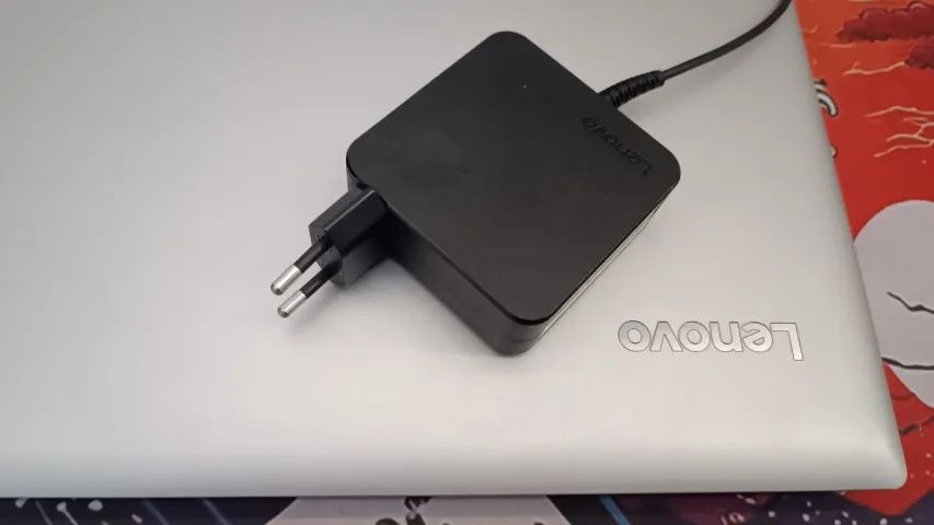 Notebook Lenovo Ideapad 330-15IKB - Foto 3