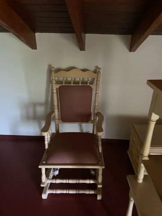 Cômoda de madeira branca em ótimo estado - Foto 5