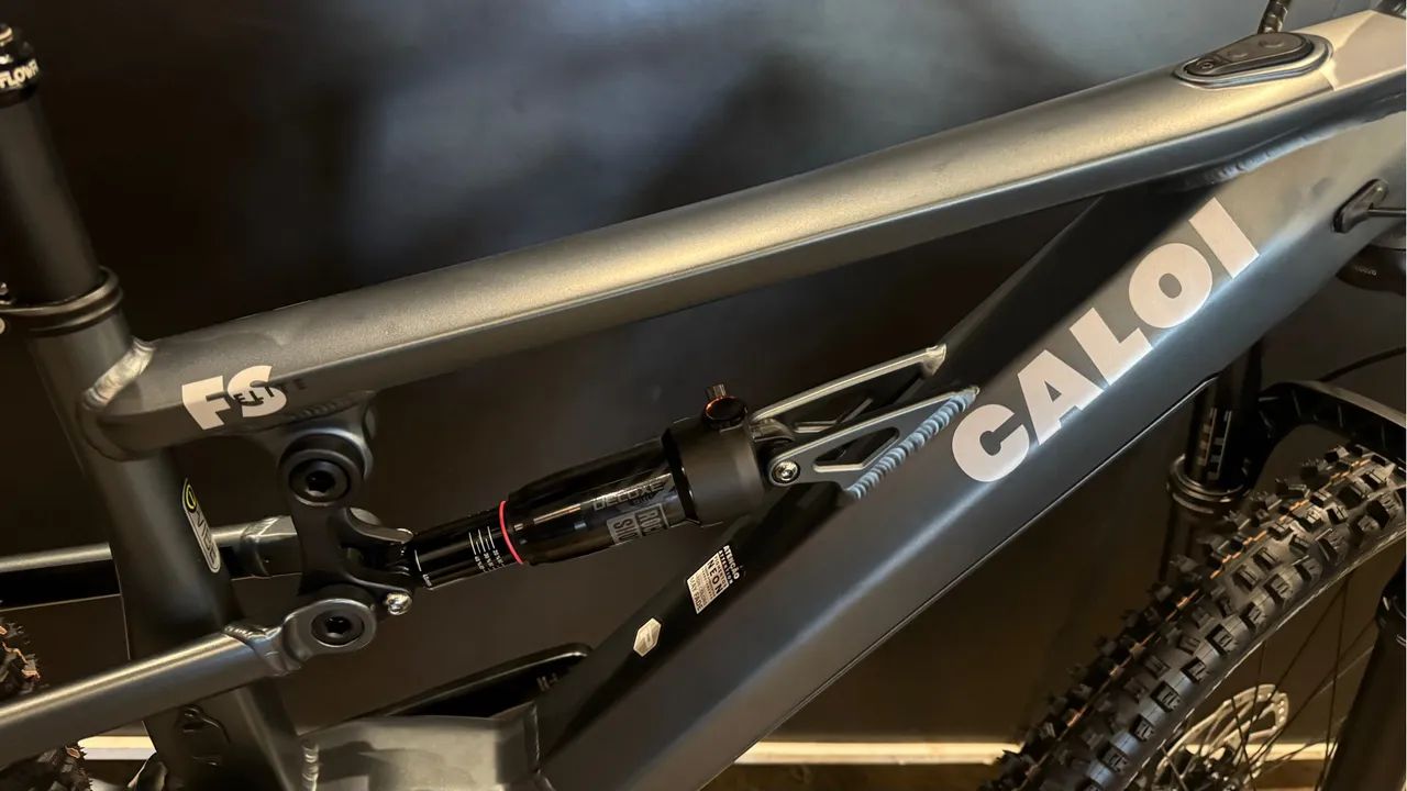 BICICLETA CALOI E-VIBE ELITE FS TAMANHO 15 ZERO  - Foto 6