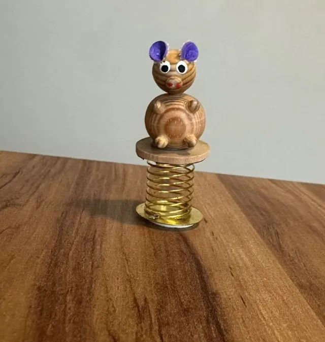ENFEITE RATO MOLA 