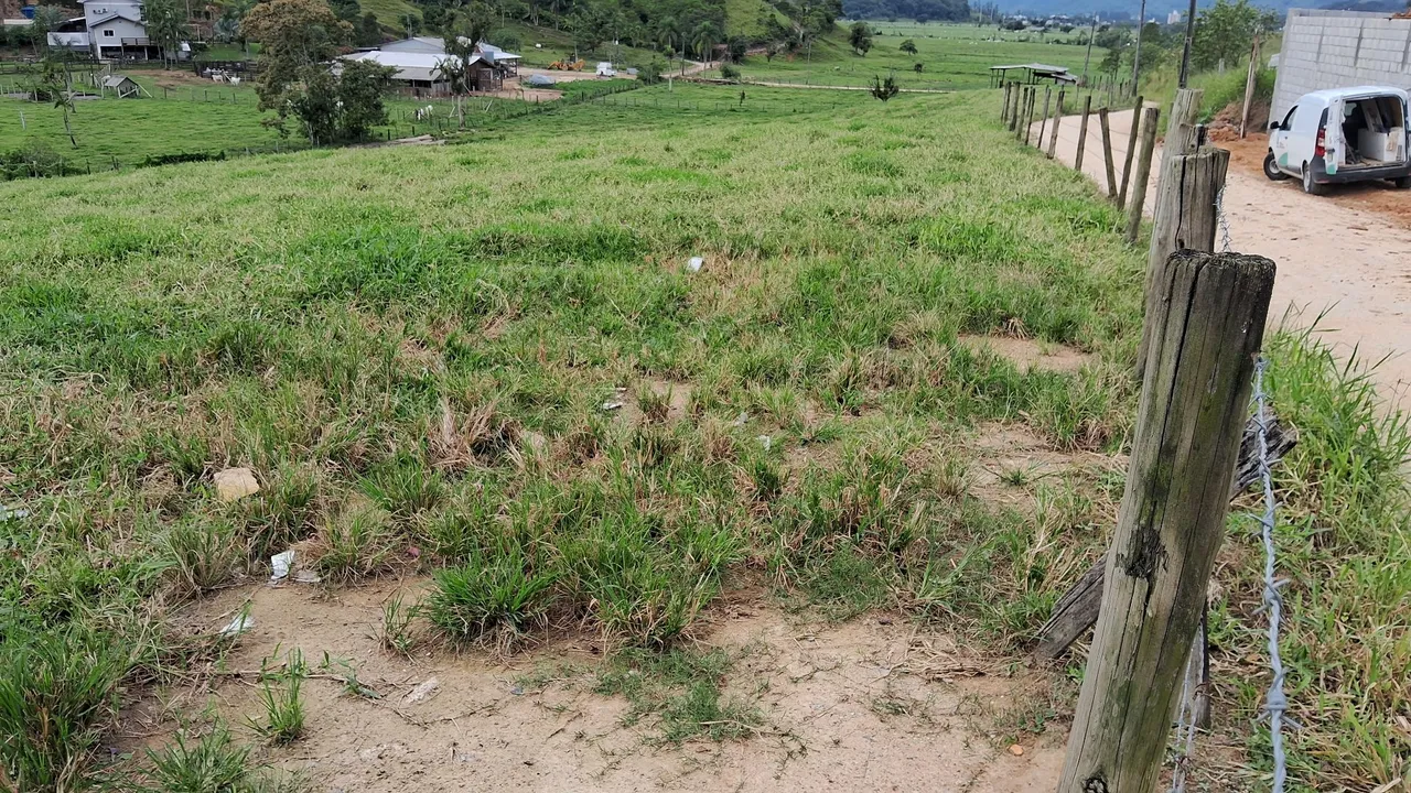Terreno 15.000 m² apenas 1,3 km BR282 em Santo Amaro da Imperatriz-SC