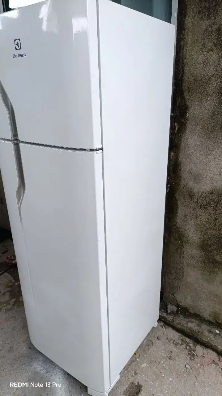 GELADEIRA 110V FUNCIONANDO - ENTREGA GRÁTIS - 12X CARTÃO  - Foto 2