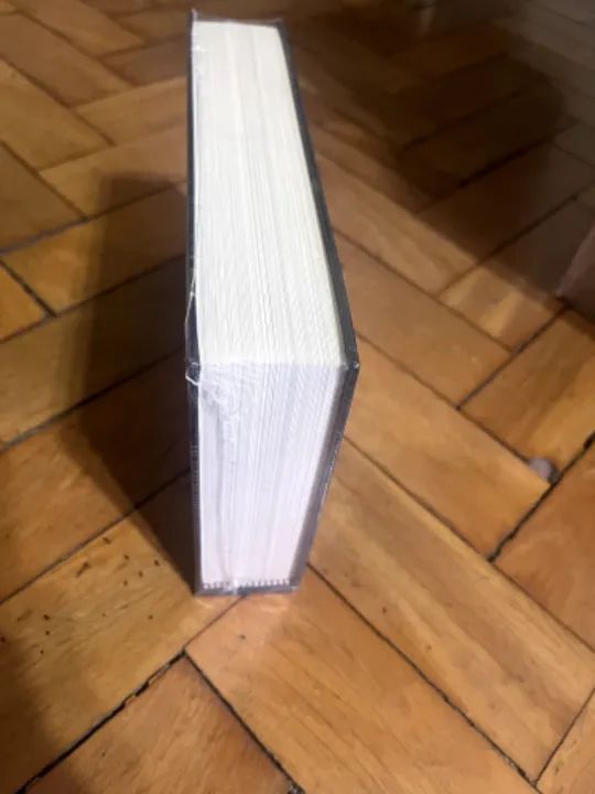 A Guerra dos Tronos, George r. r. Martin (versão ilustrada, exclusiva) - Foto 2