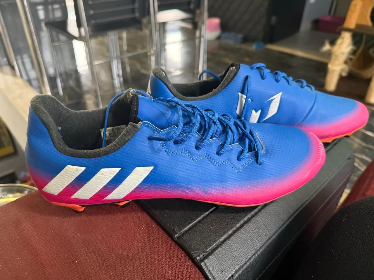 Chuteira adidas messi