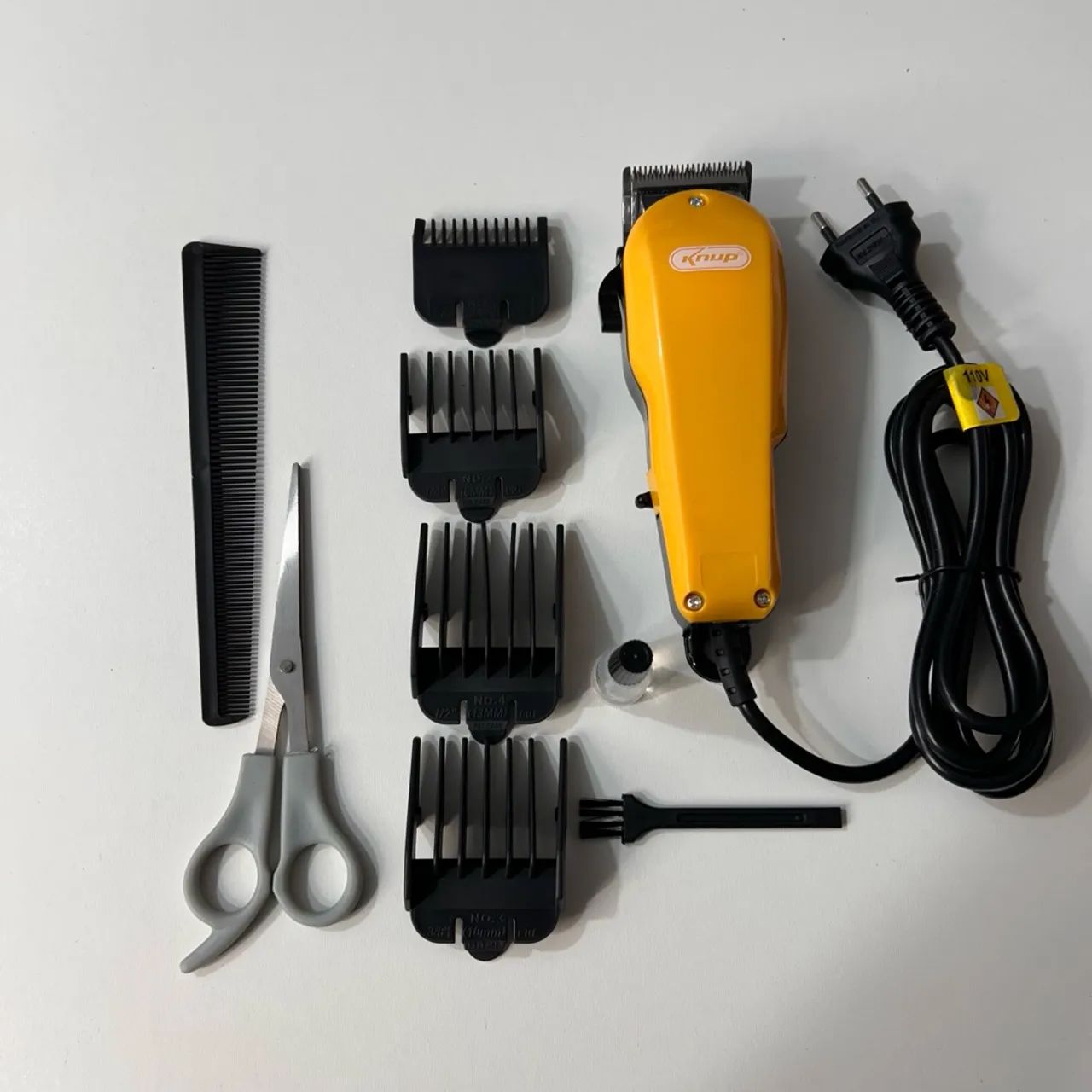 Máquina de cortar cabelo Knup QR-8918 - Foto 2