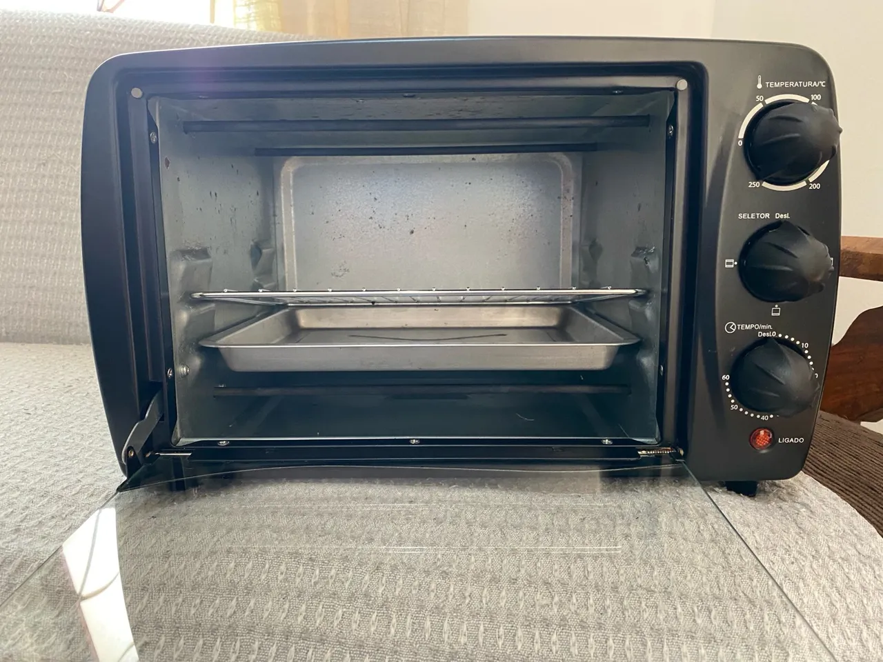 Forno Elétrico Compacto - Ideal para sua cozinha!