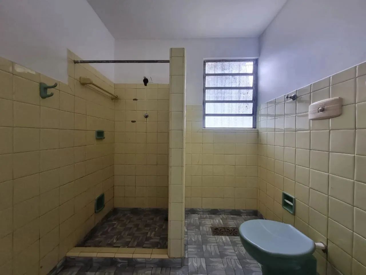 MURILO MACIEL IMÓVEIS LTDA. - VENDE - Casa acesso por escadas - servidão no Valparaíso - s - Foto 3