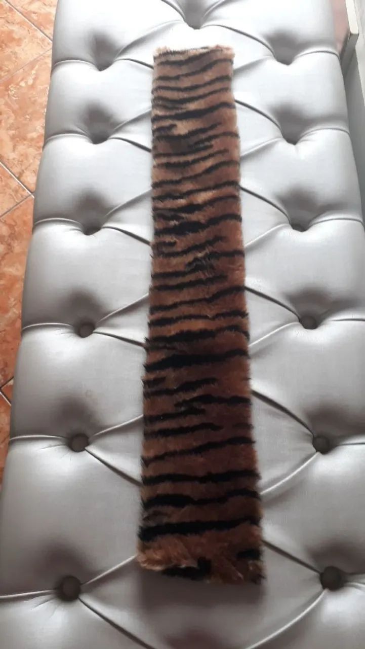 Estola de pele sintética Tigre