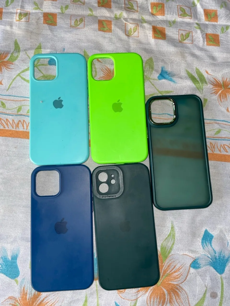 Capas de Celular iPhone - Diversas Cores
