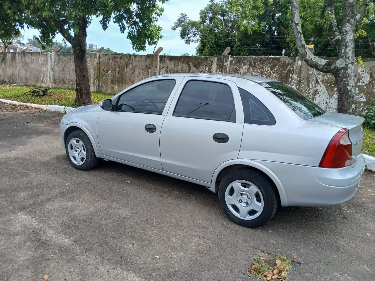Corsa sedan 1.8