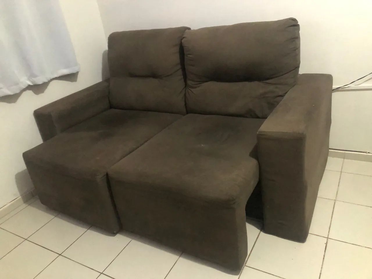Sofá retrátil 2 lugares